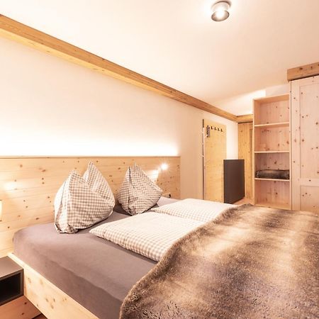 Quality Hosts Arlberg - Hotel Bergheim Sankt Anton am Arlberg Buitenkant foto