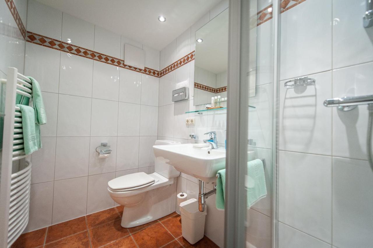 Quality Hosts Arlberg - Hotel Bergheim Sankt Anton am Arlberg Buitenkant foto