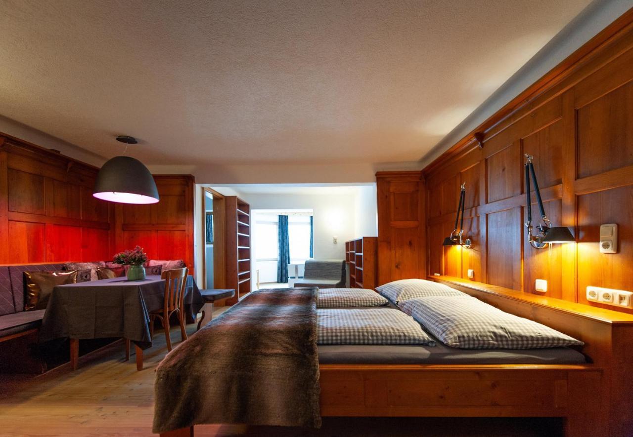Quality Hosts Arlberg - Hotel Bergheim Sankt Anton am Arlberg Buitenkant foto