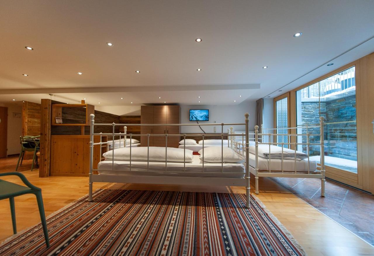 Quality Hosts Arlberg - Hotel Bergheim Sankt Anton am Arlberg Buitenkant foto