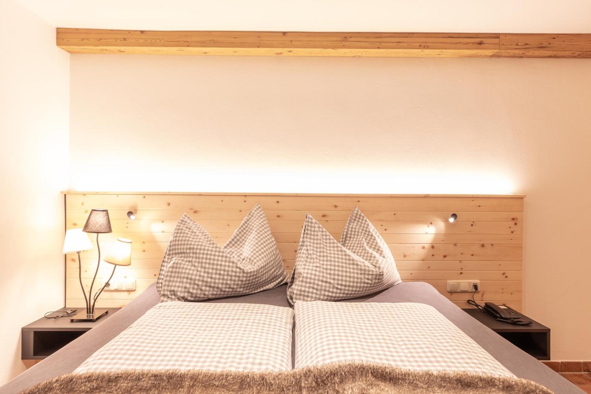 Quality Hosts Arlberg - Hotel Bergheim Sankt Anton am Arlberg Buitenkant foto