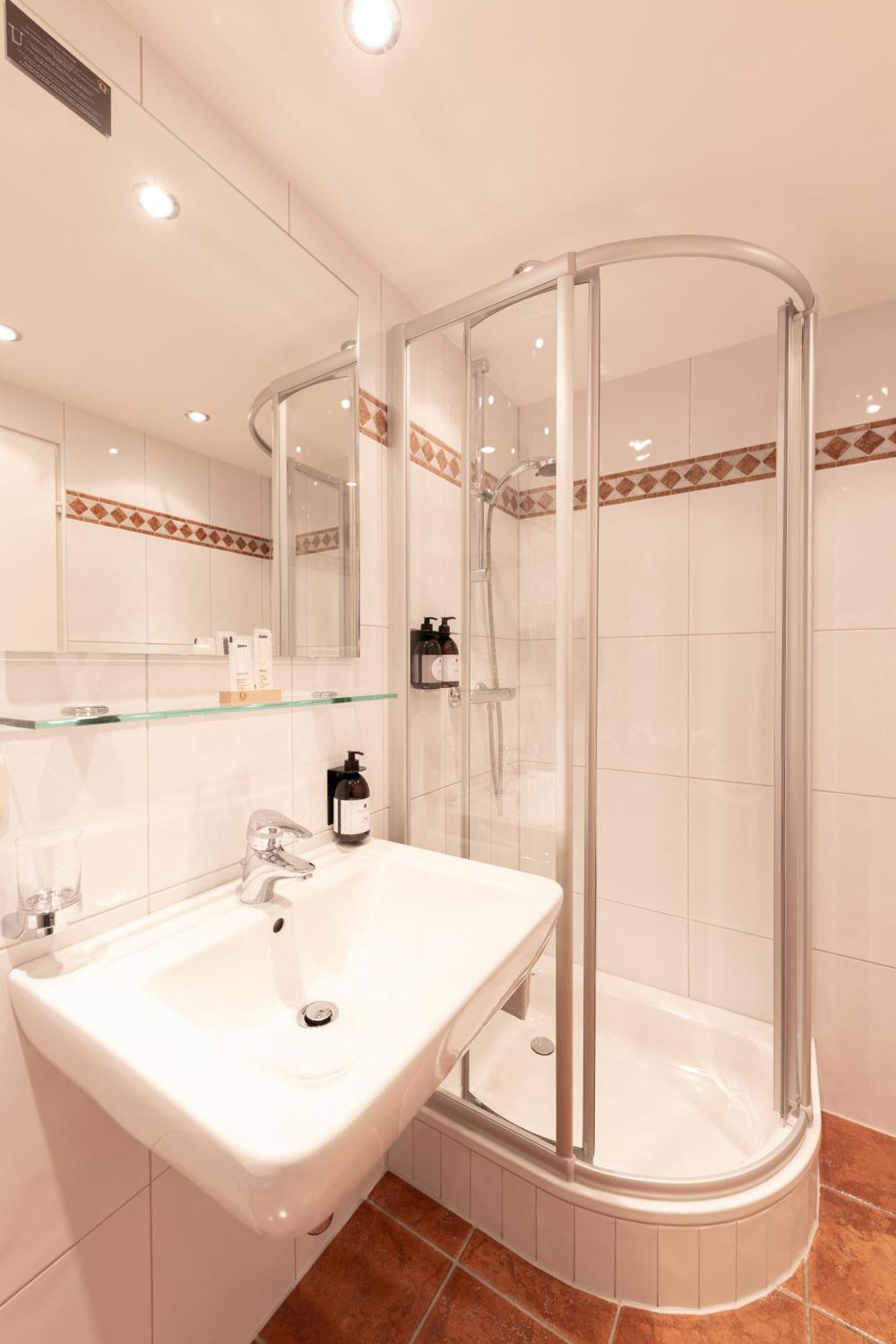 Quality Hosts Arlberg - Hotel Bergheim Sankt Anton am Arlberg Buitenkant foto